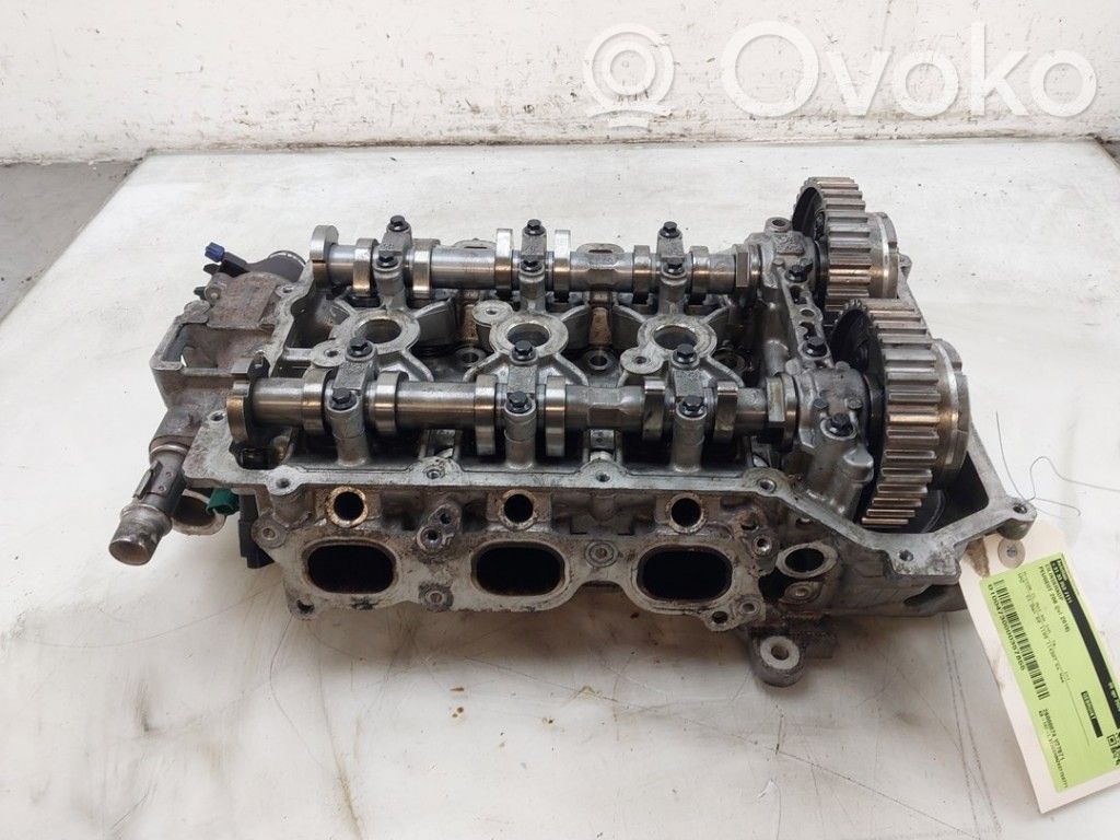 Peugeot 208 I Engine head 