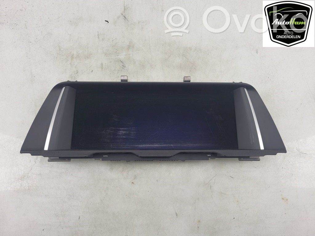 BMW 5 F10 F11 Panel radia 