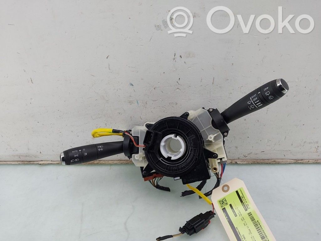 Dacia Spring Steering wheel buttons/switches 