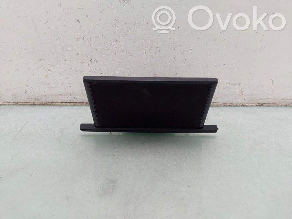 Audi Q2 - Head unit multimedia control 