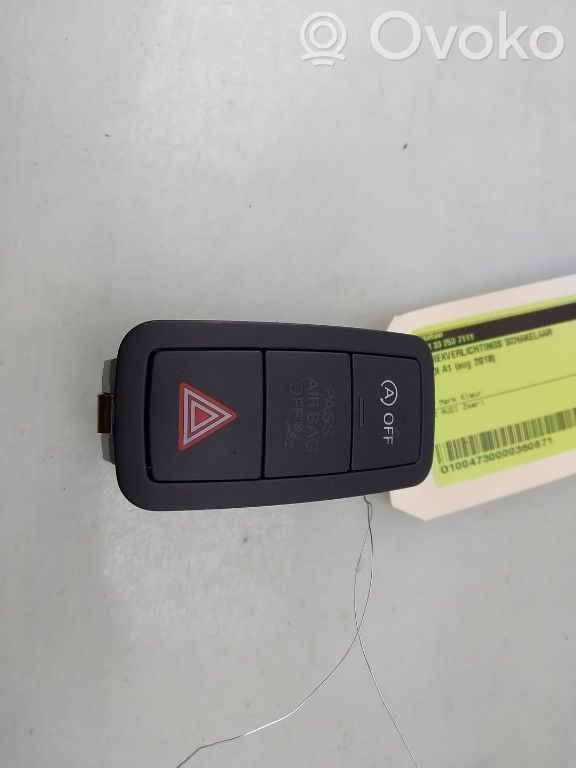 Audi A1 Hazard light switch 