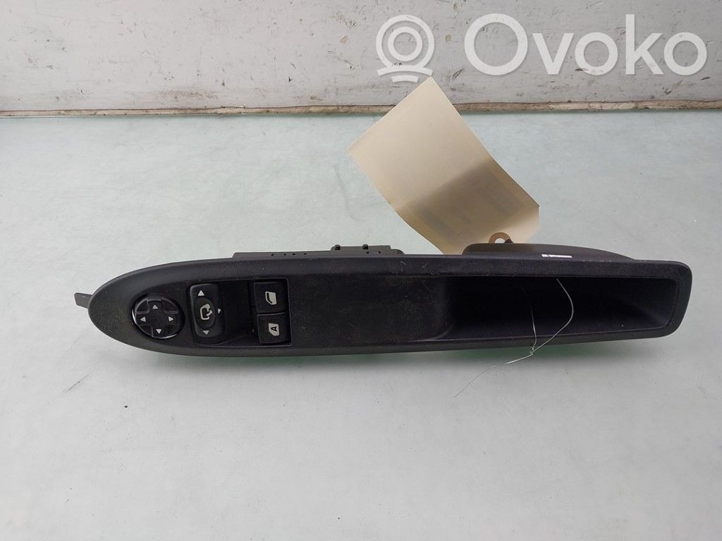 Citroen DS3 Electric window control switch 