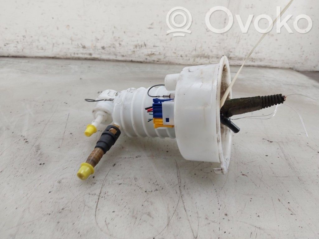 BMW Z4 E89 Bomba interna de combustible 