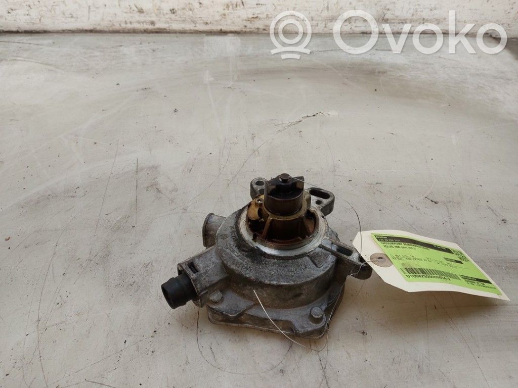 Volvo V60 Bomba de vacío 