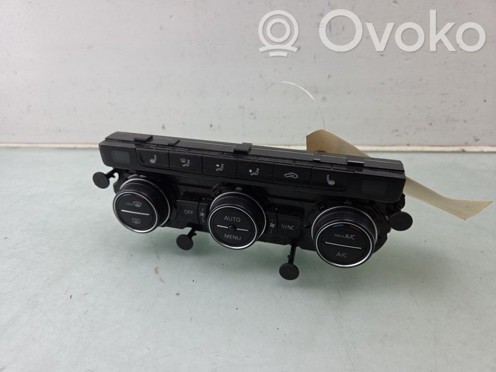 Volkswagen Golf VII Panel klimatyzacji 