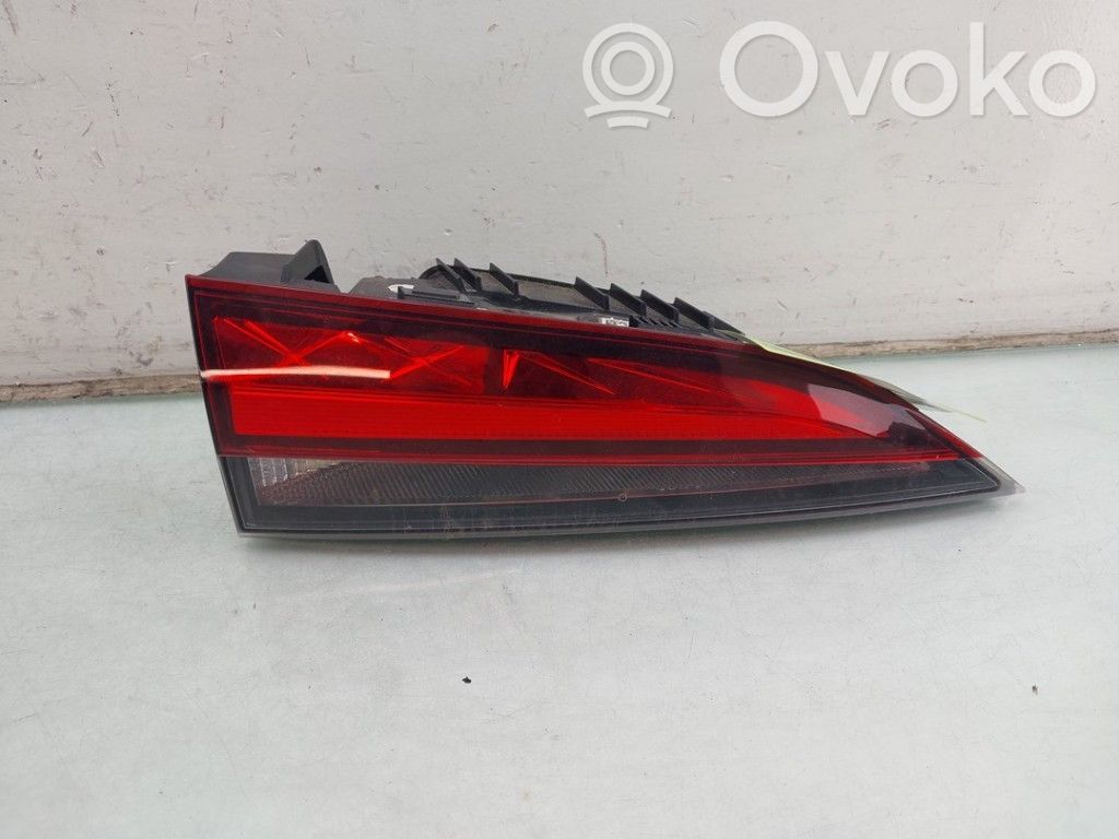Skoda Scala Lampa tylna 