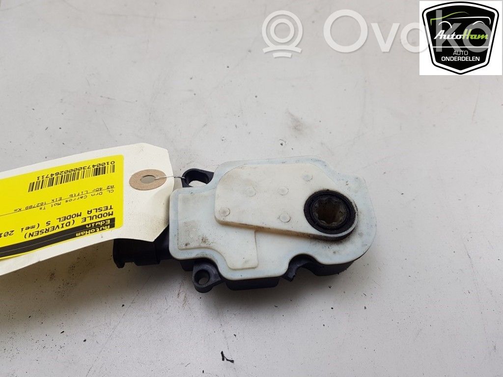 Sonstige Steuergeräte / Module   A204011023112,A204011023112