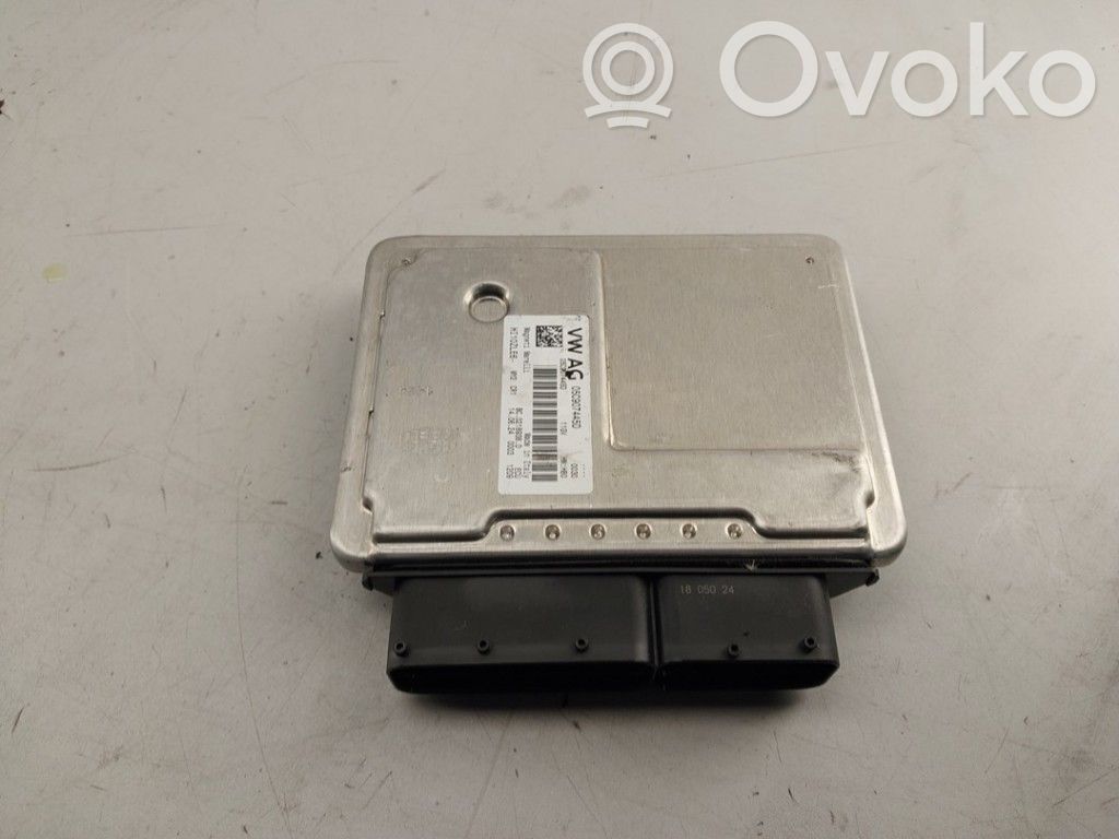 Volkswagen Polo VI Unitate/modul de control motor