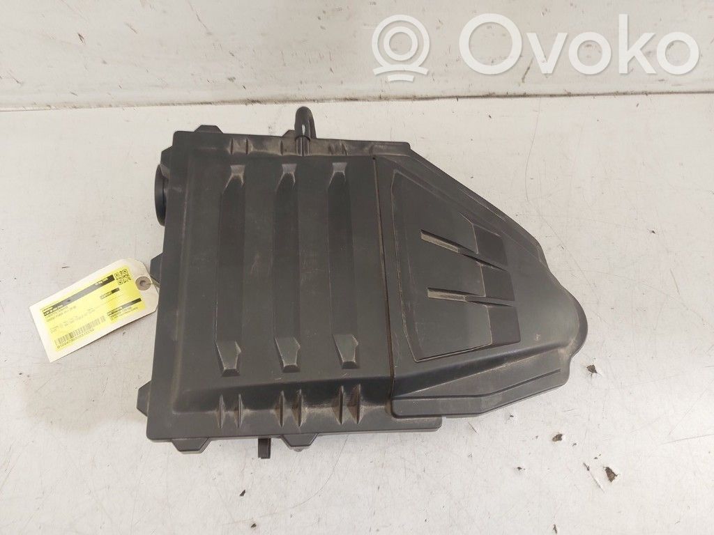 Skoda Fabia Mk3 (NJ) Ilmansuodattimen kotelo