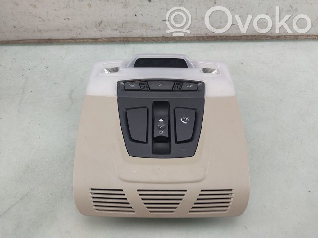 BMW 2 F45 Etuistuimen valo 