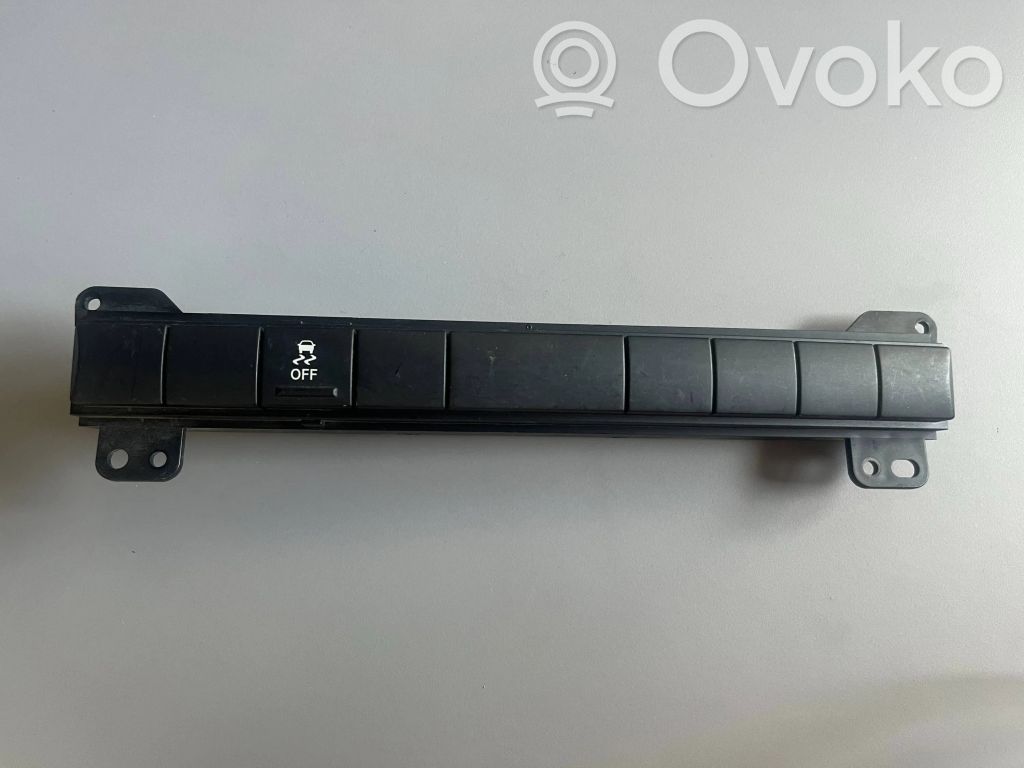 Jeep Commander ESP (stability program) switch 