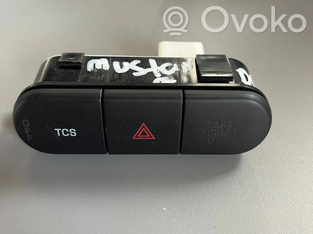 Ford Mustang V Hazard light switch 