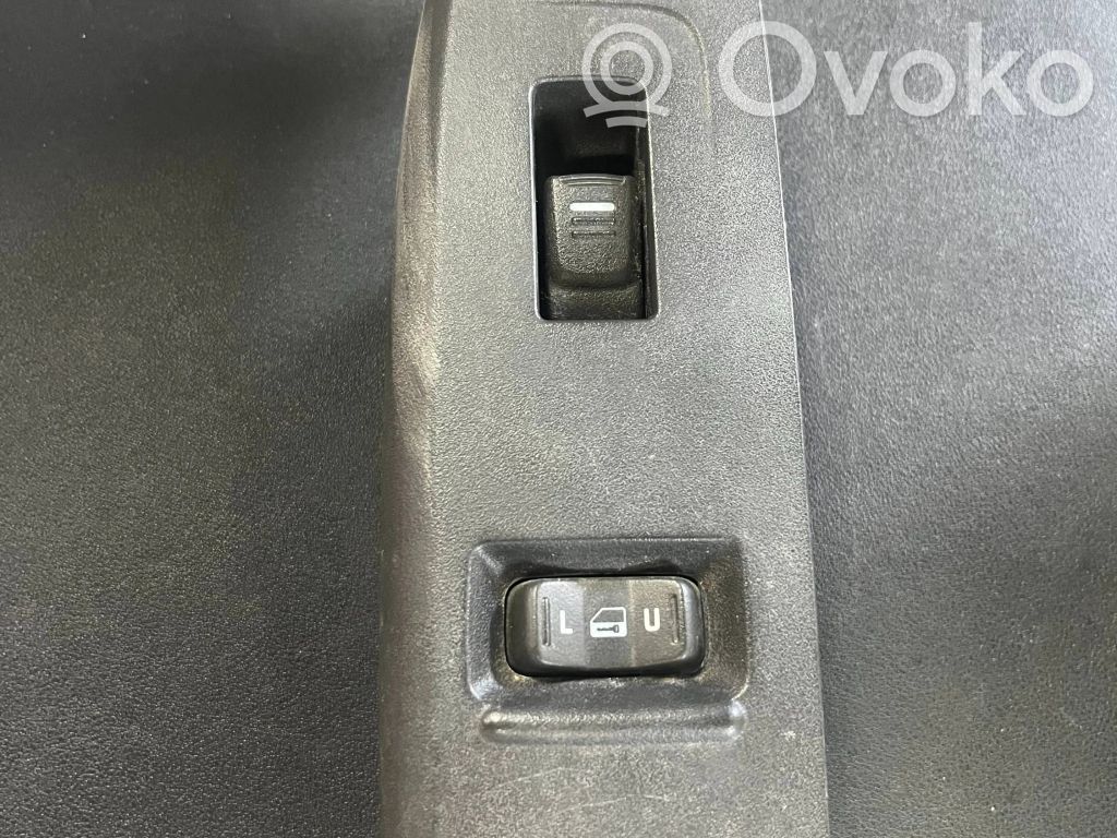 Isuzu D-Max Sähkötoimisen ikkunan ohjauskytkin 