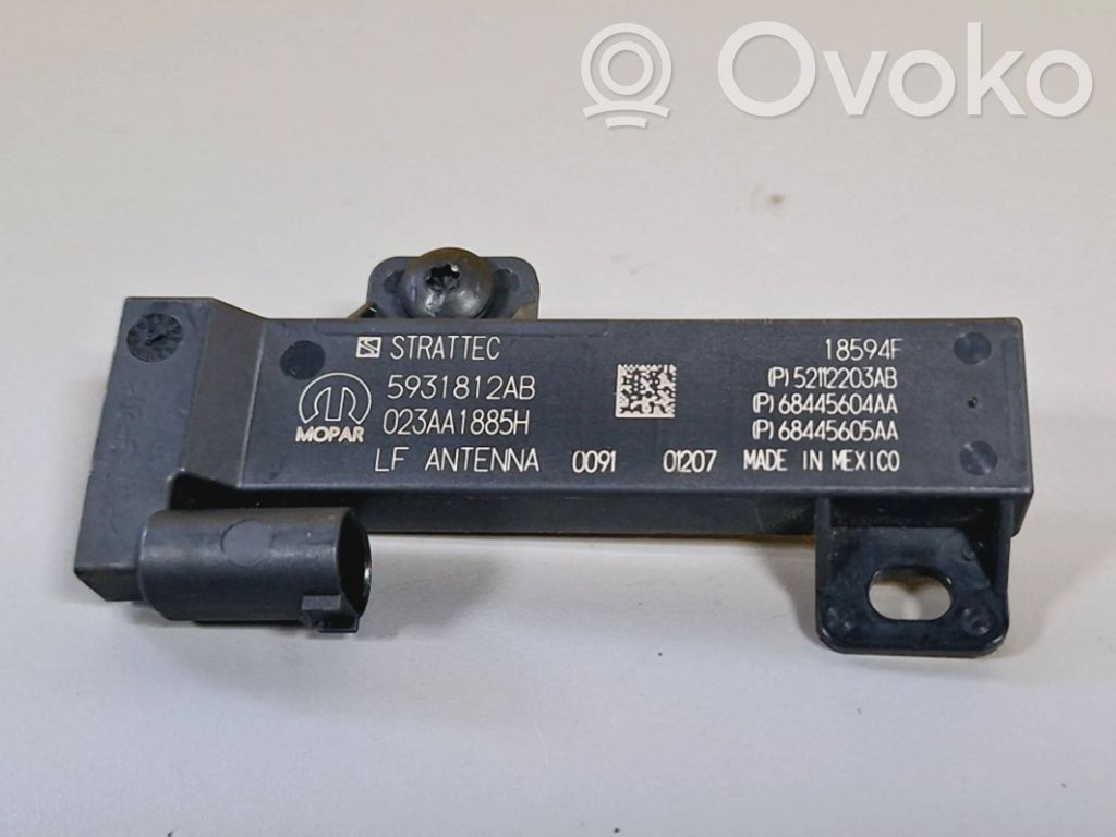 Dodge PickUp RAM SRT-10 Antena GPS 