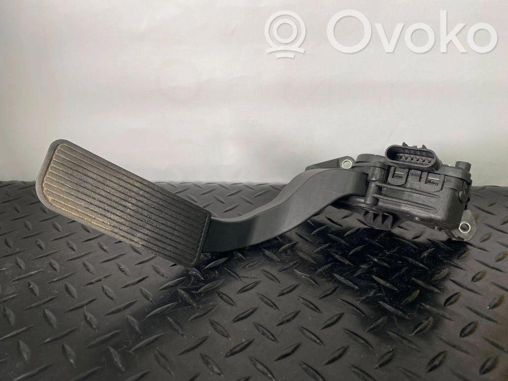 Cadillac Escalade Accelerator throttle pedal 