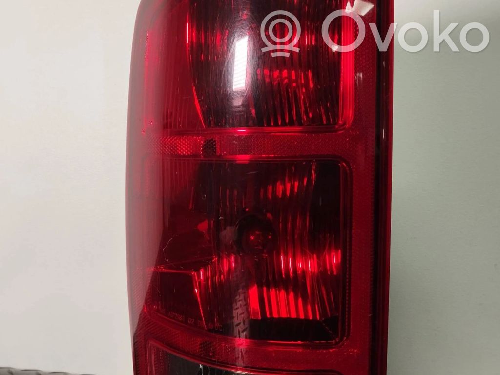 Dodge RAM Luz trasera/de freno 