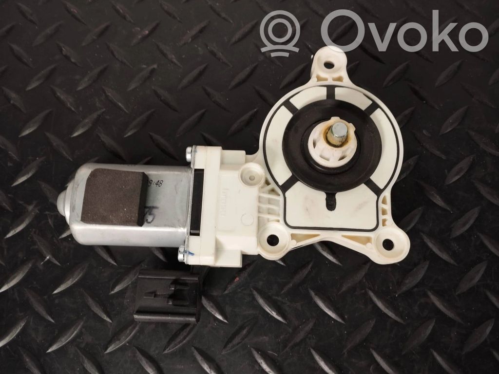 Dodge RAM 1500 DS Motor del regulador de la ventanilla de la puerta delantera 