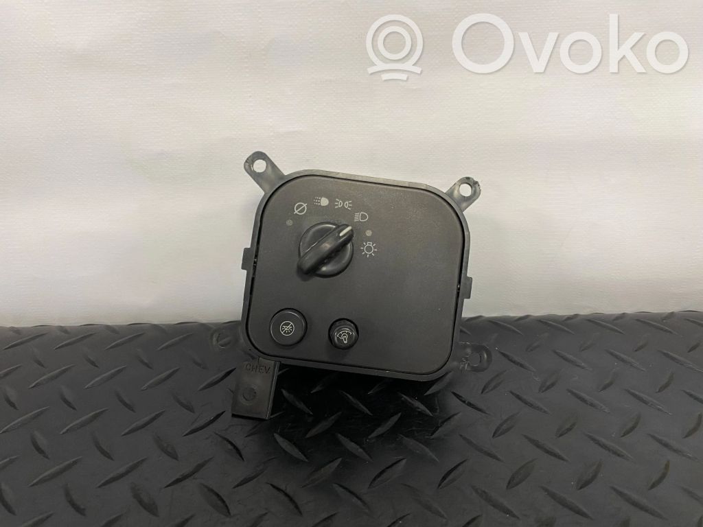 Chevrolet TrailBlazer Light switch 