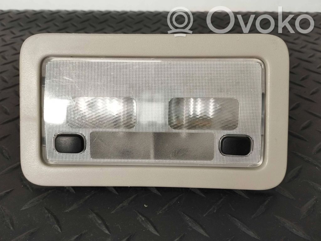 Chevrolet Tahoe Lampka podsufitki tylna 