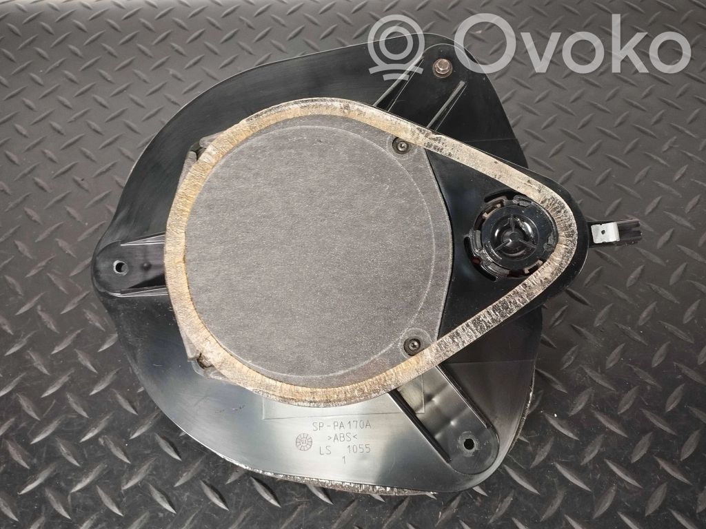 Chevrolet TrailBlazer Panel speaker 