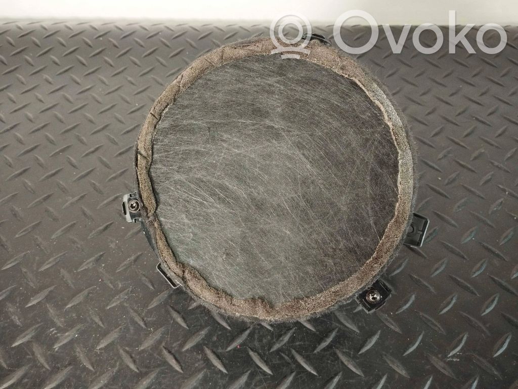 Chrysler Aspen Panel speaker 