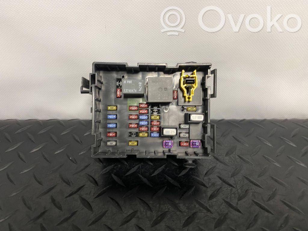 Dodge Journey Fuse module 