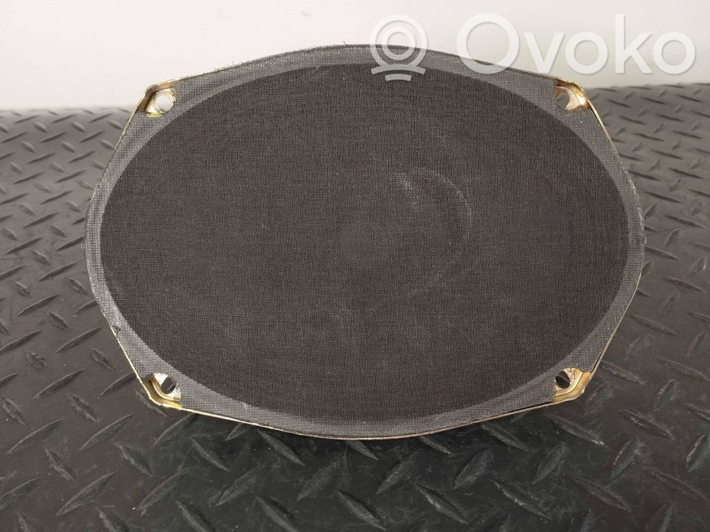 Chrysler Voyager Front door speaker 