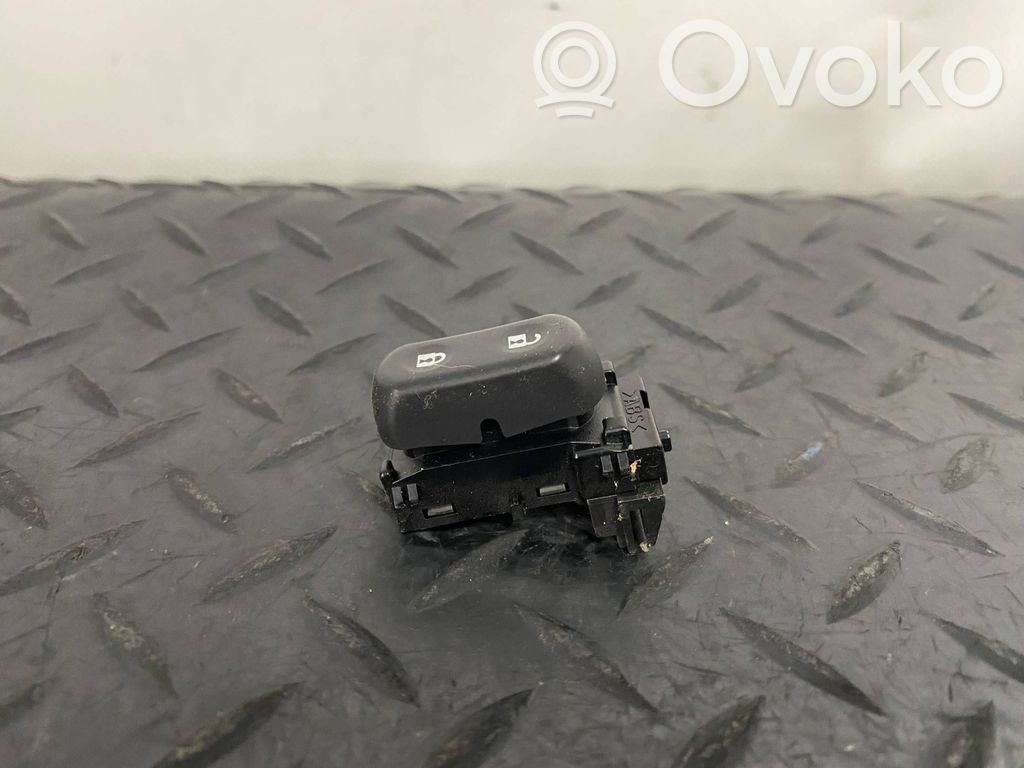 Cadillac CTS Central locking switch button 