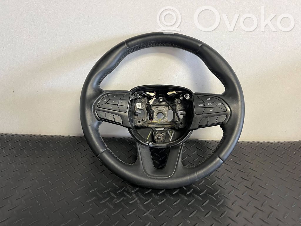 Dodge Challenger Stūre 