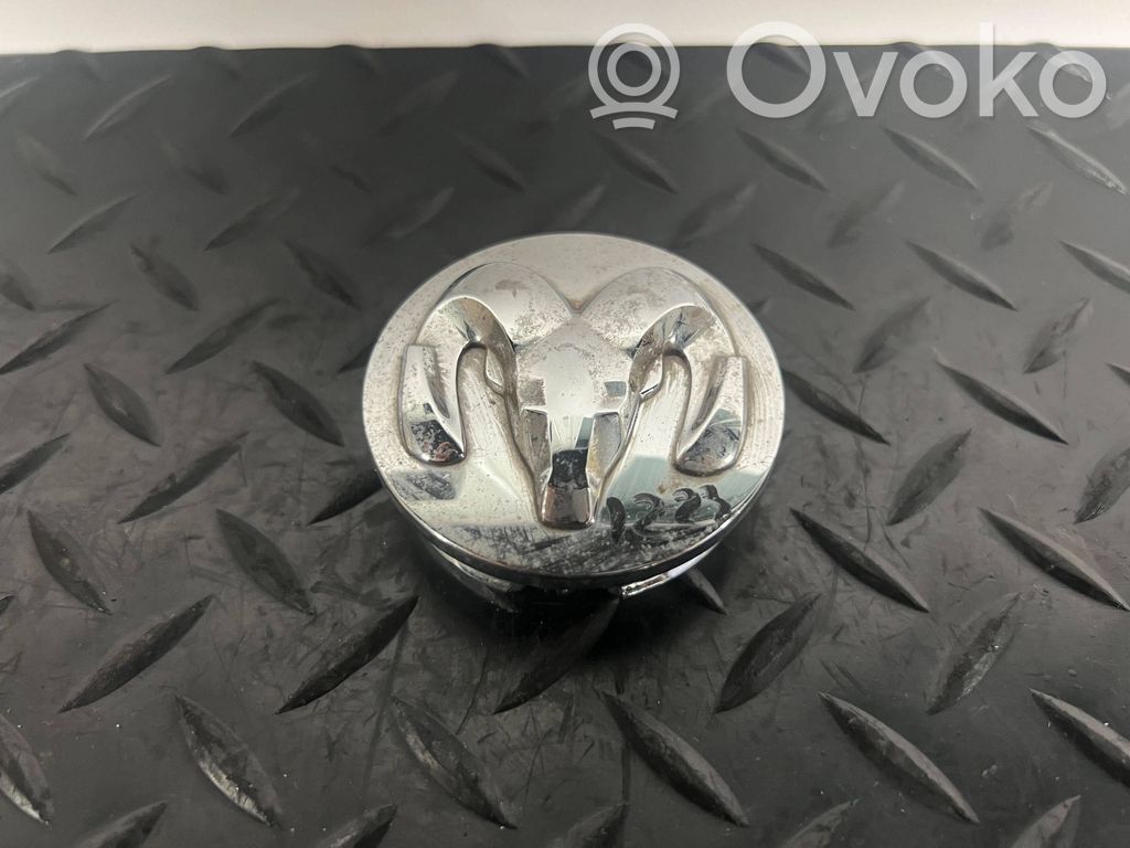 Dodge RAM Alkuperäinen pölykapseli 