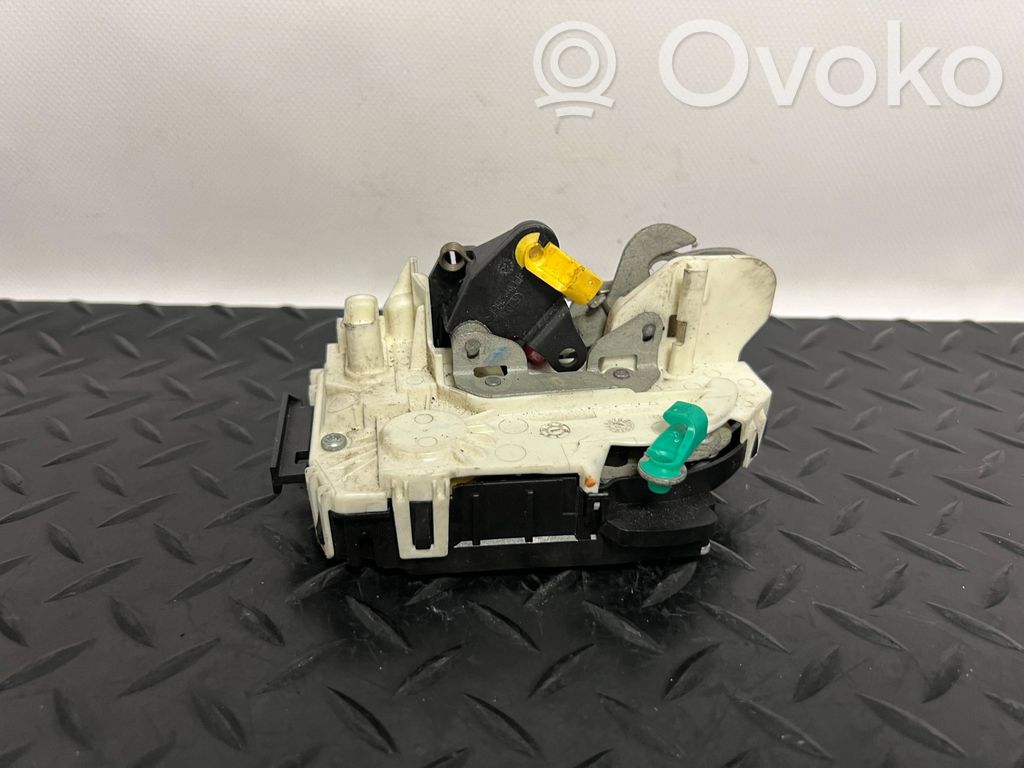Dodge Nitro Rear door lock 