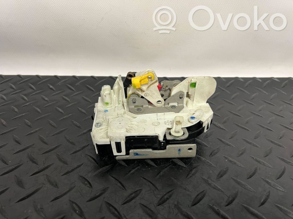 Dodge RAM Etuoven lukko 