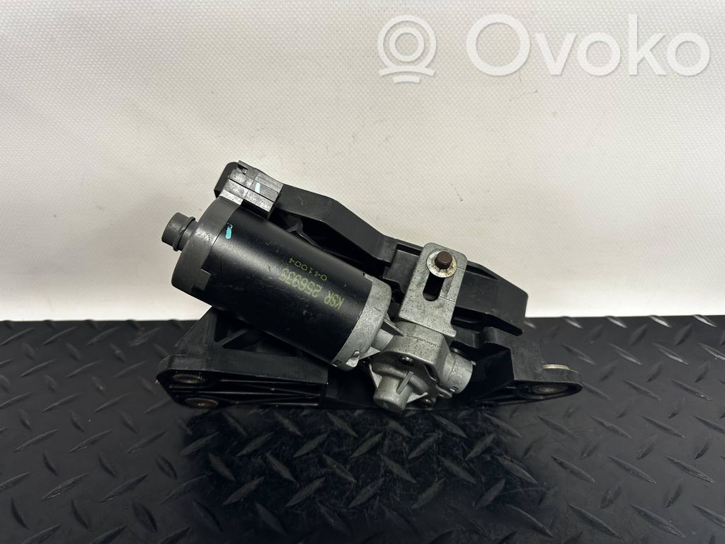 Chrysler 300 - 300C Brake pedal 