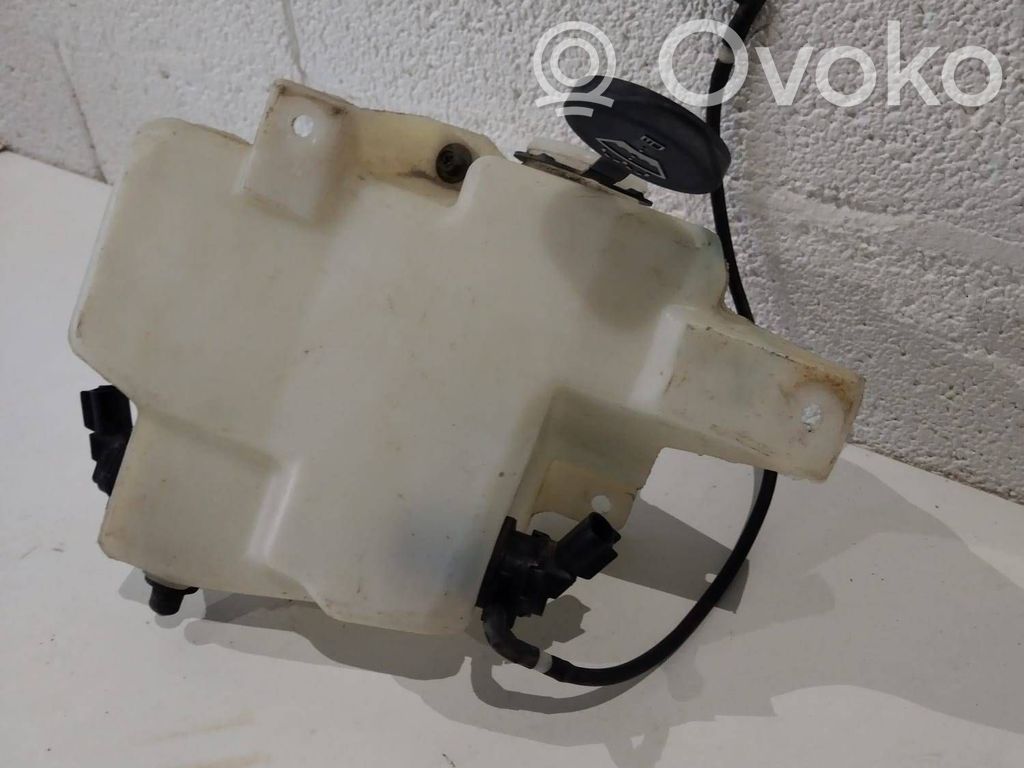 Windshield washer fluid reservoir/tank   15086864