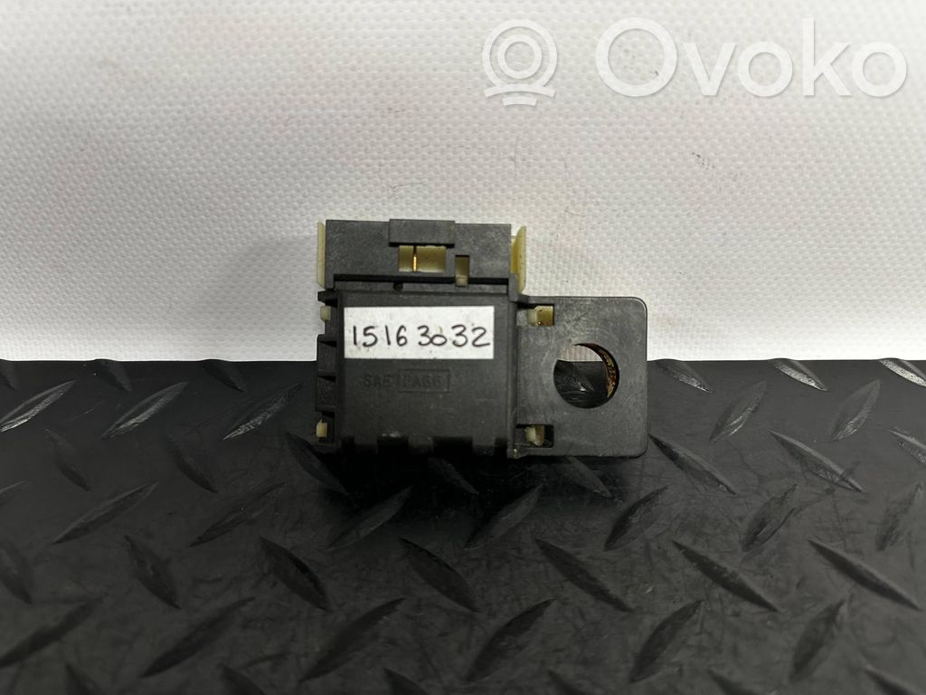 Hummer H2 Przycisk świateł awaryjnych 