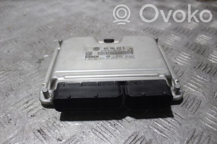 Volkswagen Touran I Engine control unit/module 