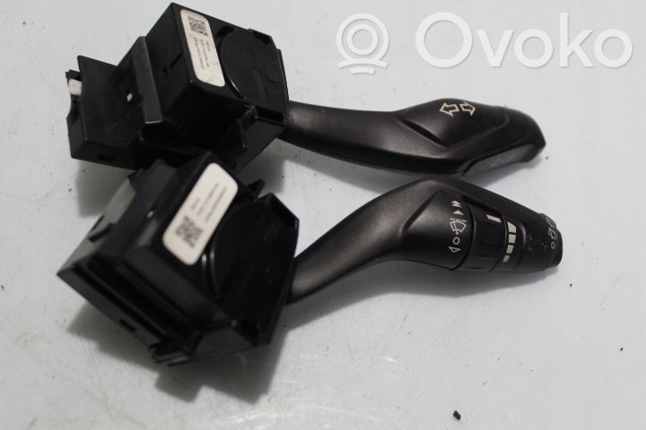 Ford Focus Commodo, commande essuie-glace/phare 