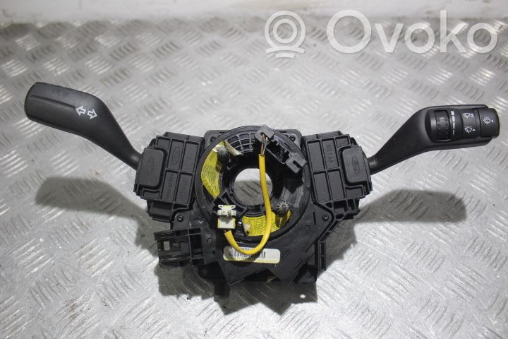 Ford Focus Wiper turn signal indicator stalk/switch 