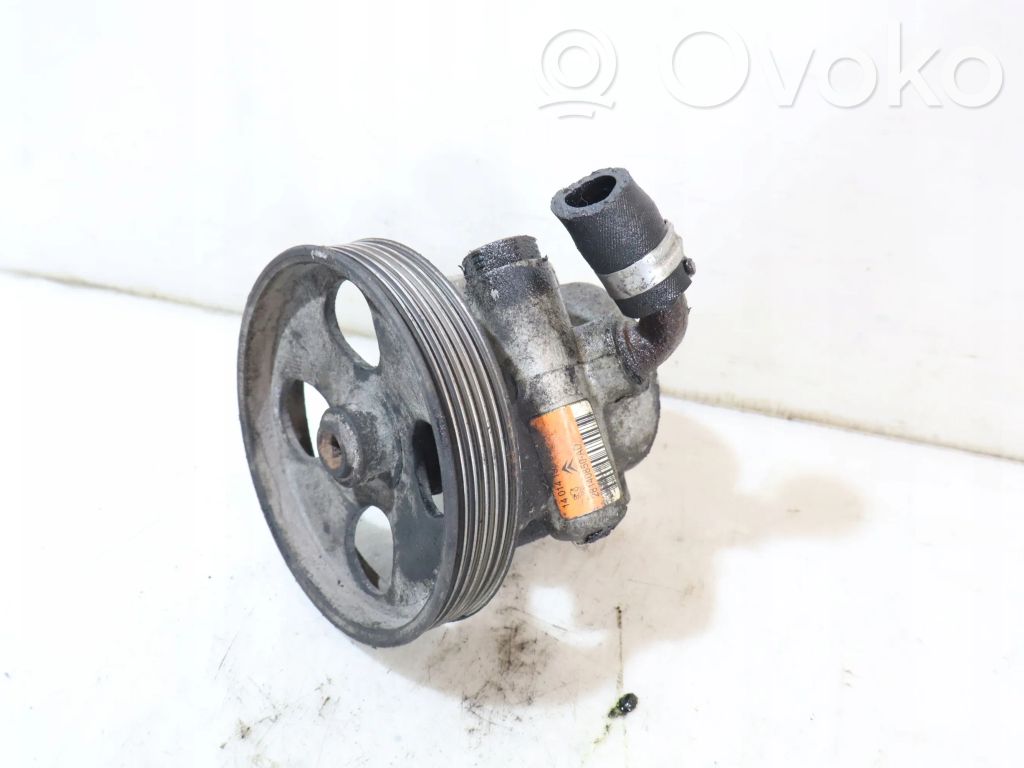 Peugeot Bipper Power steering pump 