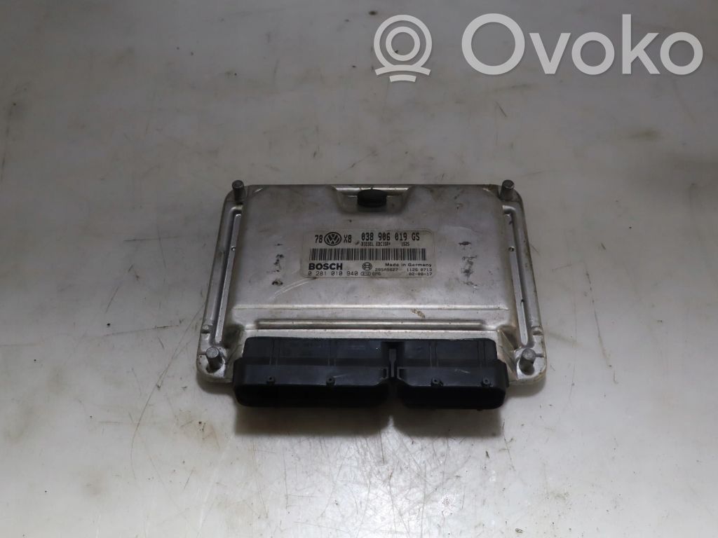 Volkswagen PASSAT B5.5 Centralina/modulo motore ECU