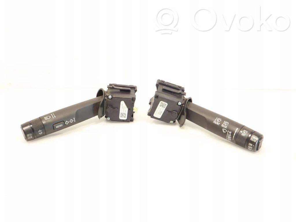 Opel Astra J Light switch 