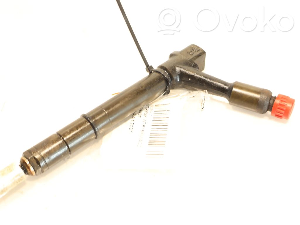 Inyector de combustible   TJBB01901D