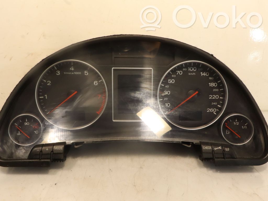 Audi A4 S4 B6 8E 8H Kello 