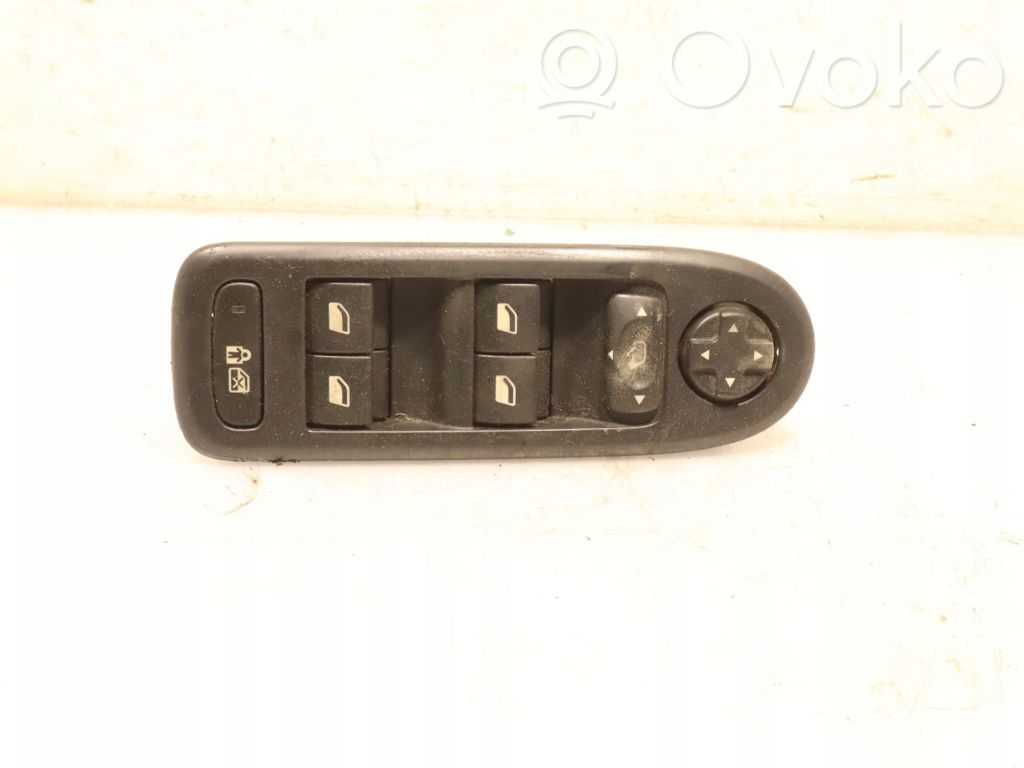 Electric window control switch