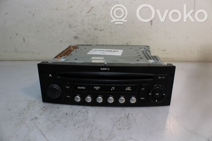 Verkleidung Radio / Navigation