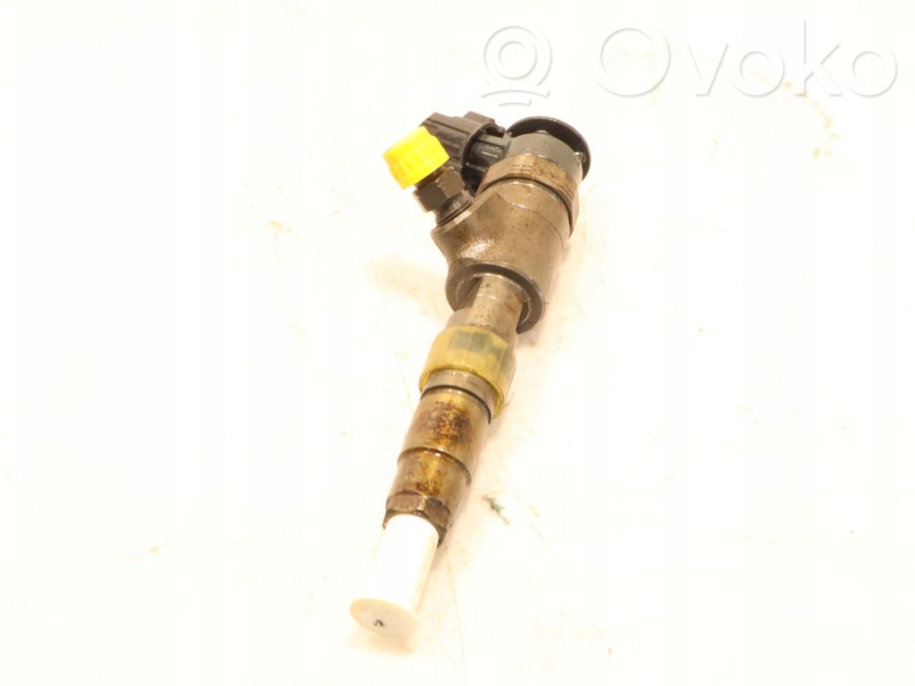 Injector combustibil   0445110739
