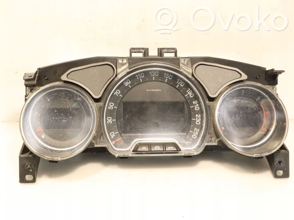 Clock   9665560480