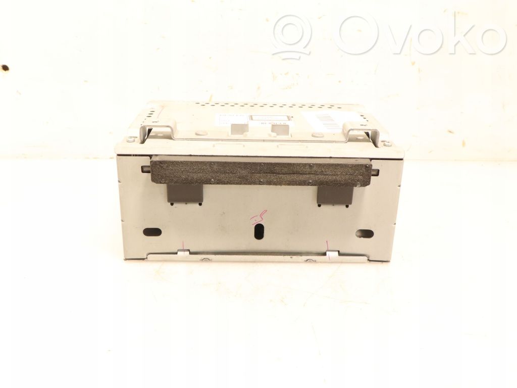 Ford Fiesta Verkleidung Radio / Navigation 
