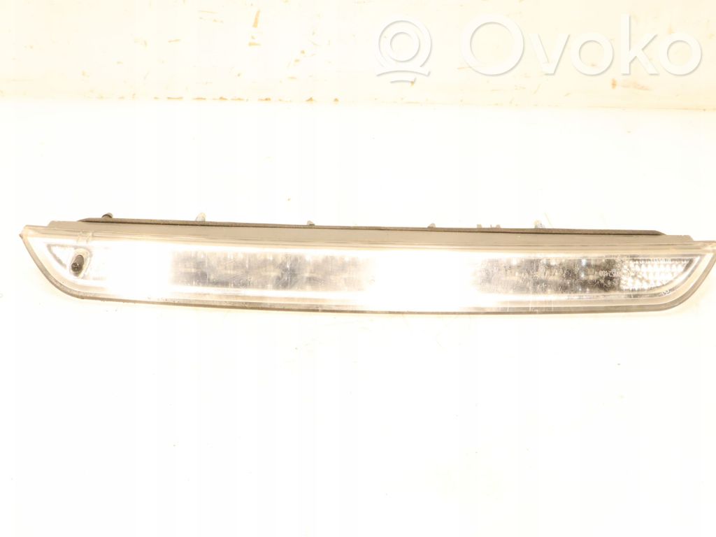 Peugeot 308 Third/center stoplight 