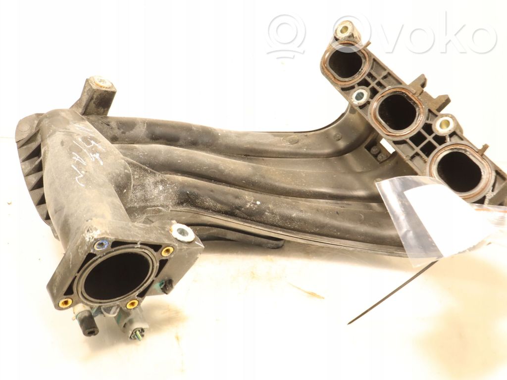 Nissan Micra Intake manifold 